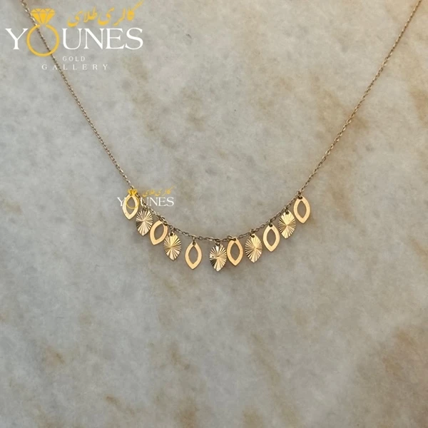 گردنبند طلا برگی